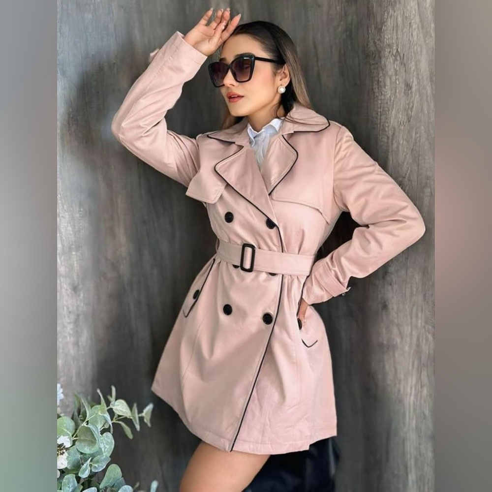 NWT Pink GUESS Trenchcoat